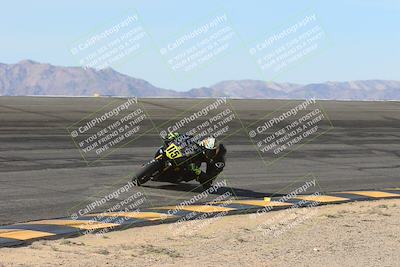 media/Dec-08-2024-CVMA (Sun) [[267e5a7075]]/Race 2-Amateur Supersport Open/